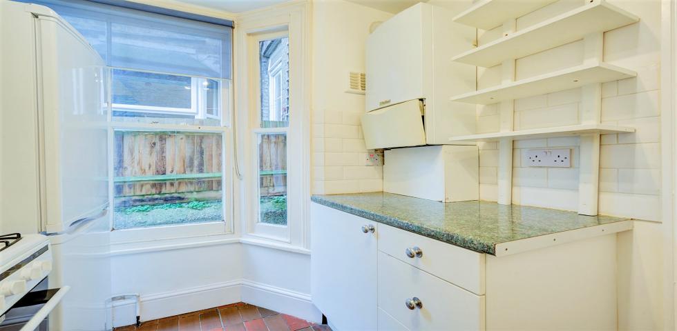 			2 Bedroom, 1 bath, 1 reception Ground Floor Flat			 Cotleigh Road , WEST HAMPSTEAD